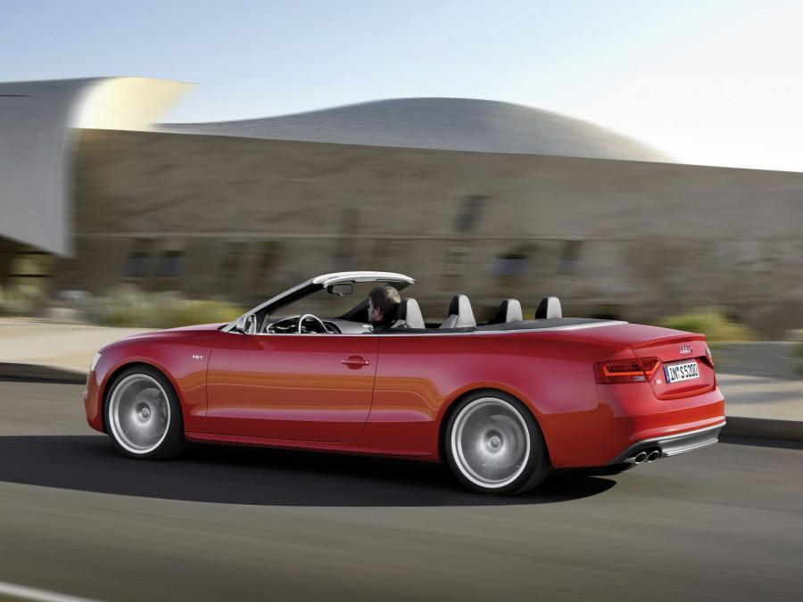  Audi S5 Cabriolet 2011 года  (фото 13 из 23)